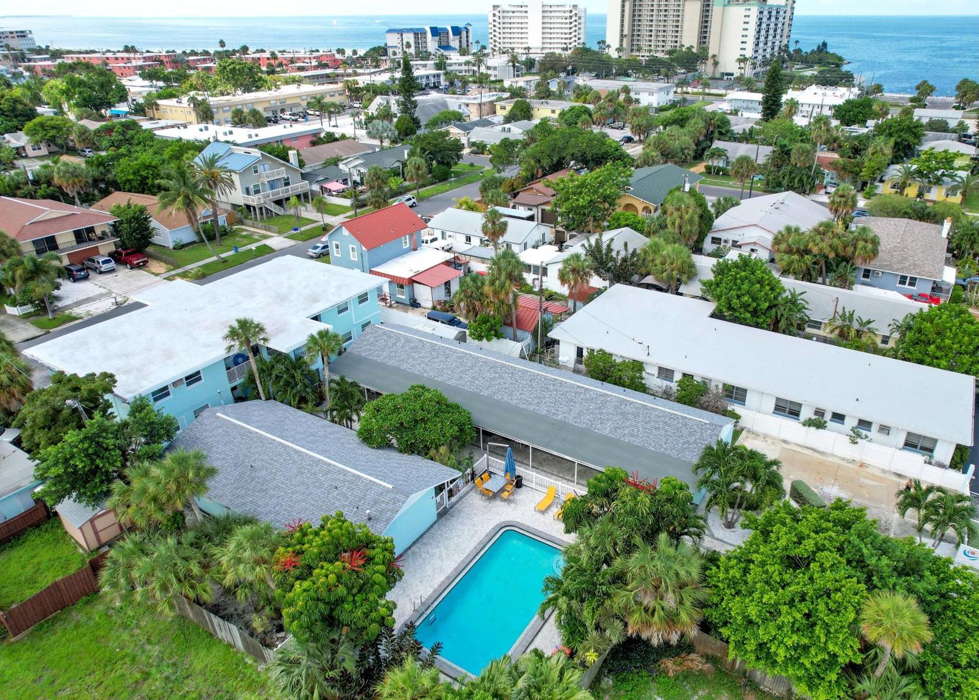 Park Shore Suites St Pete Beach St. Pete Beach Exterior photo